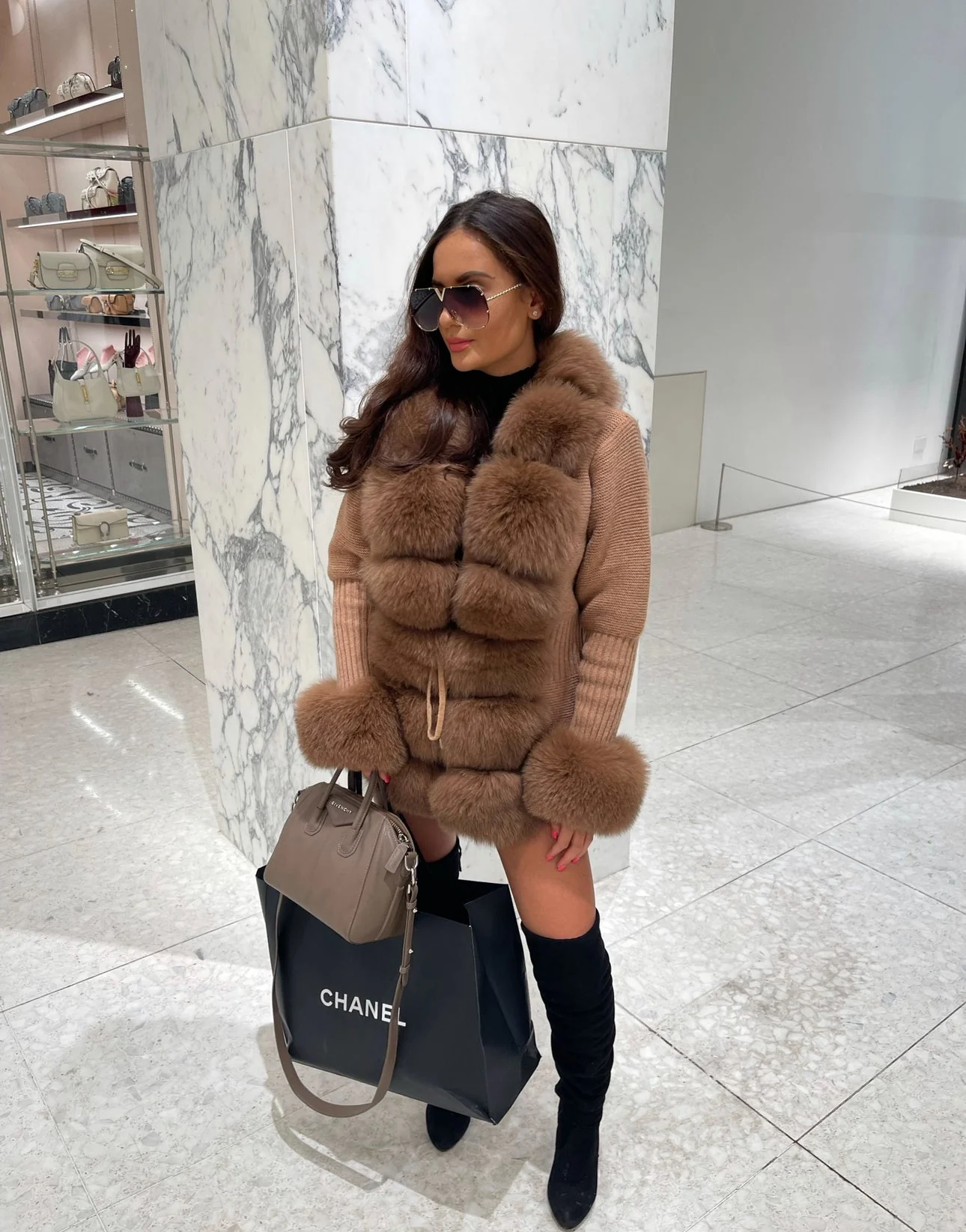 Cardigan with Collar & Cuffs - Image 3